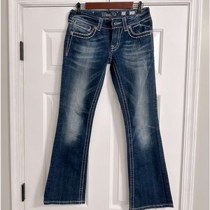 Miss me Cross Mid Rise Boot Cut Stretch Bedazzled Jeans Buckle Size 27 Jewels